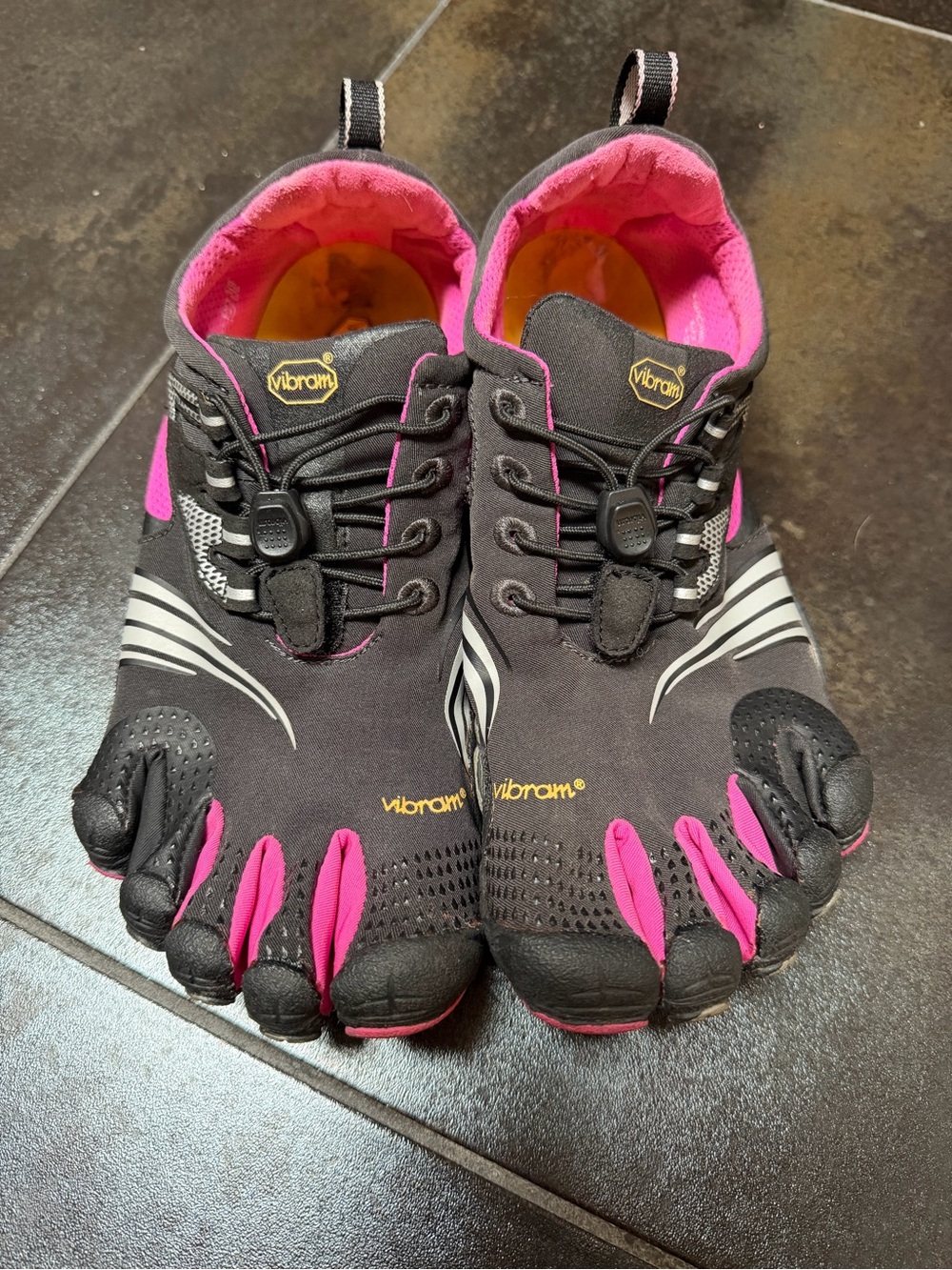 Vibram FiveFingers Women's Black and Pink Minimalist Toe Sneakers